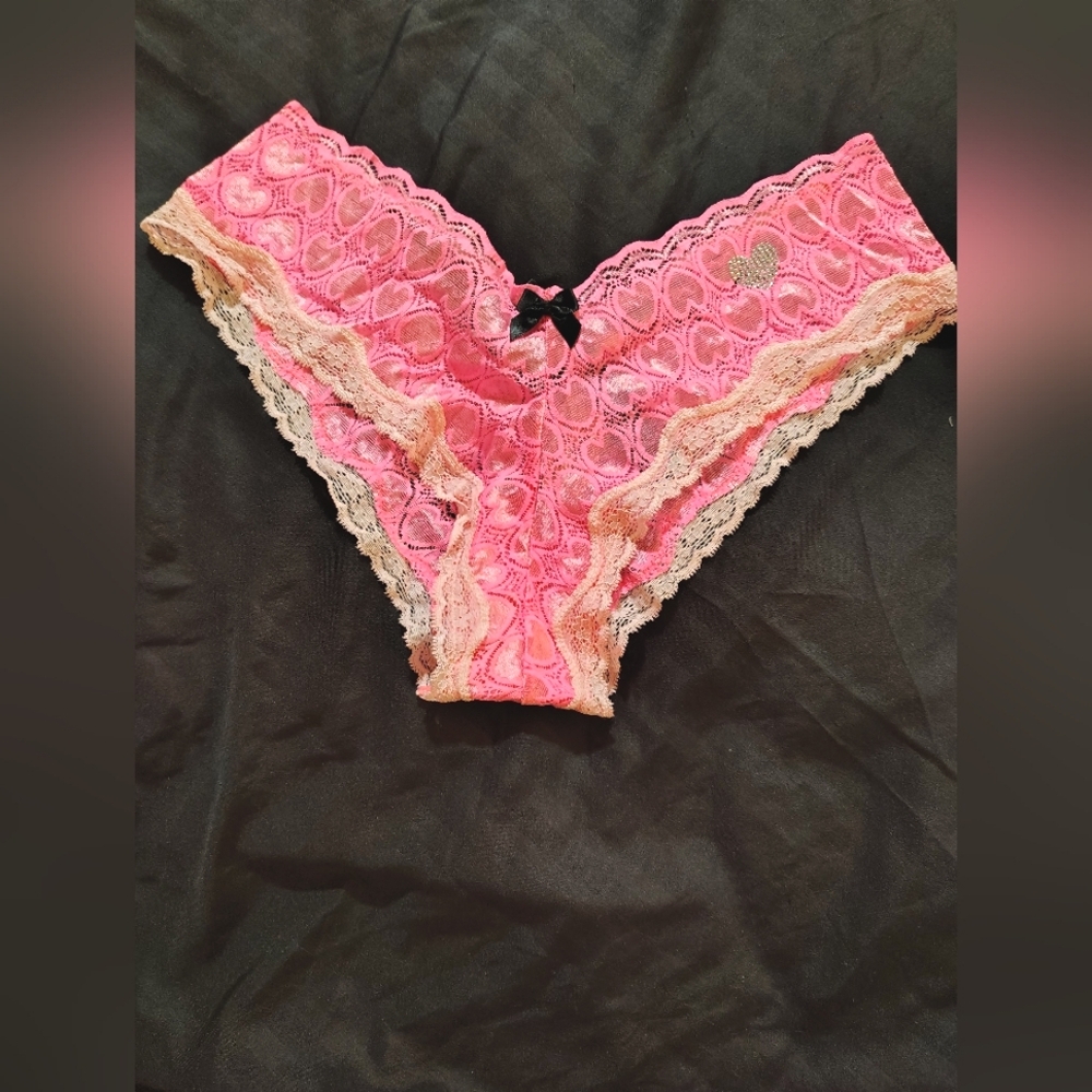 Sexy little things by VS cheeky boy shorts size medium. NWT